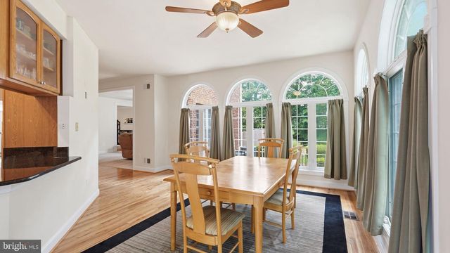 13301 DUMFRIES RD, Manassas, VA 20112