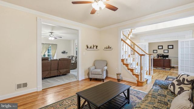 13301 DUMFRIES RD, Manassas, VA 20112