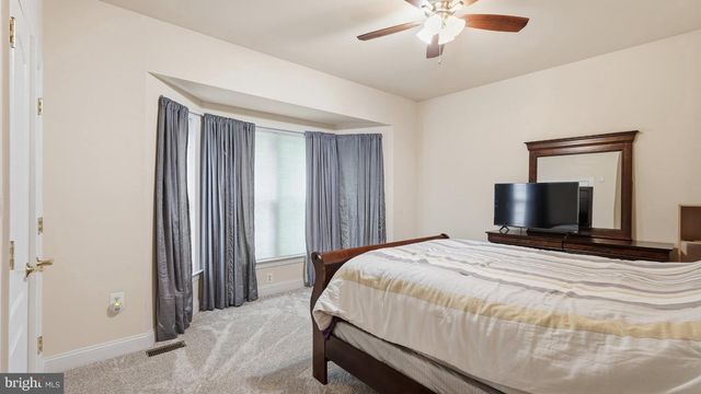 13301 DUMFRIES RD, Manassas, VA 20112