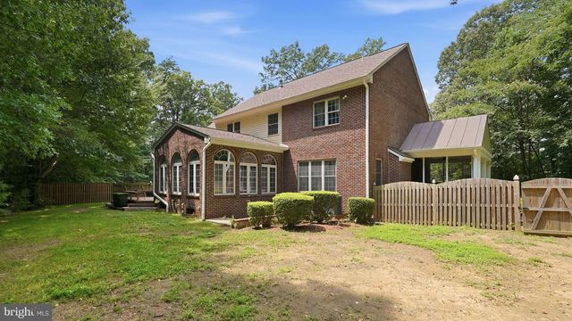 13301 DUMFRIES RD, Manassas, VA 20112