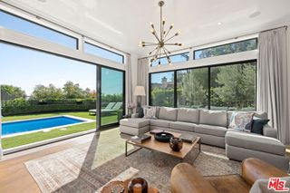 1640 N Kings Road, Los Angeles, CA 90069