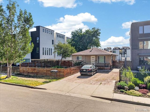 1734 King Street B, Denver, CO 80211
