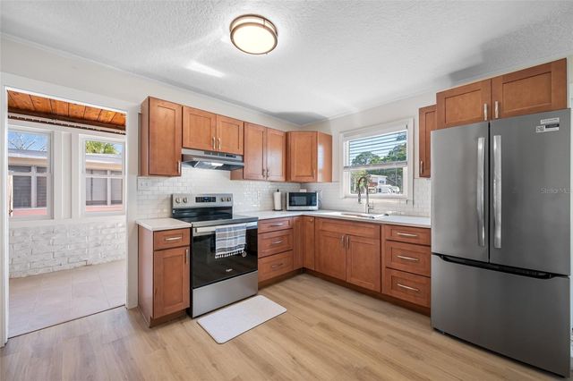 314 MARYLAND AVENUE, Crystal Beach, FL 34681