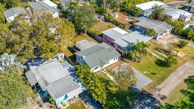 314 MARYLAND AVENUE, Crystal Beach, FL 34681