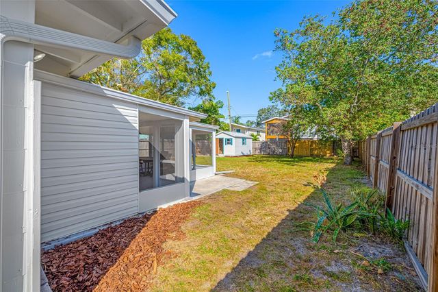 314 MARYLAND AVENUE, Crystal Beach, FL 34681