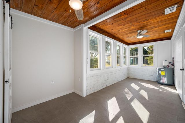 314 MARYLAND AVENUE, Crystal Beach, FL 34681