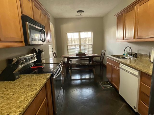 1 Jared Cr, Heber Springs, AR 72543