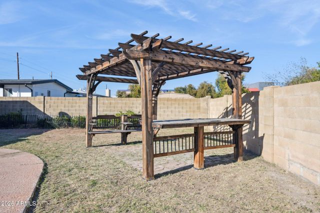 10037 N 43RD Avenue, Phoenix, AZ 85051