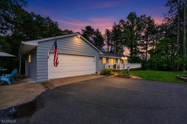 103 Asbury Rd, Independence Twp., NJ 07840