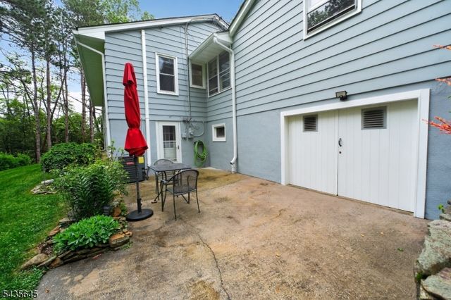 103 Asbury Rd, Independence Twp., NJ 07840