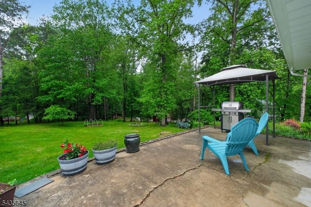 103 Asbury Rd, Independence Twp., NJ 07840