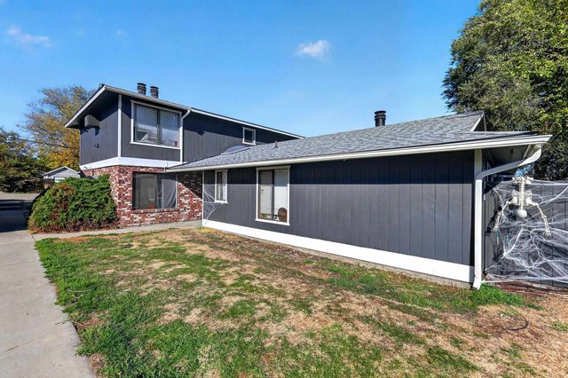 6113-6117 N Addison St, Spokane, WA 99208
