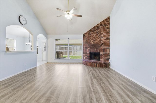 3930 Teal Run Place Court, Fresno, TX 77545