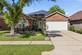 3930 Teal Run Place Court, Fresno, TX 77545