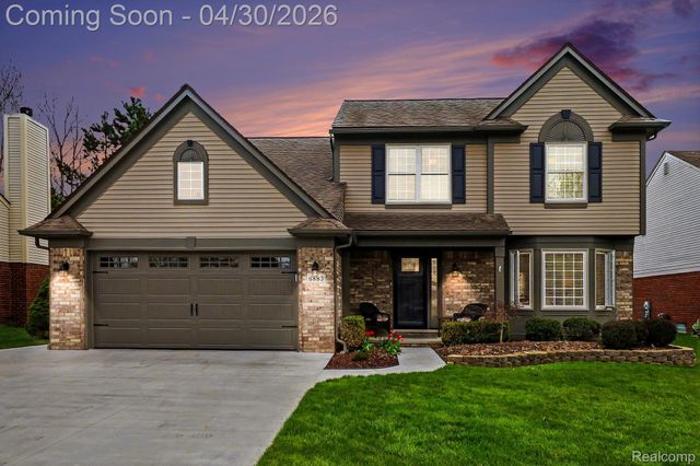 6883 Essex Court, Waterford Charter Township, MI 48327