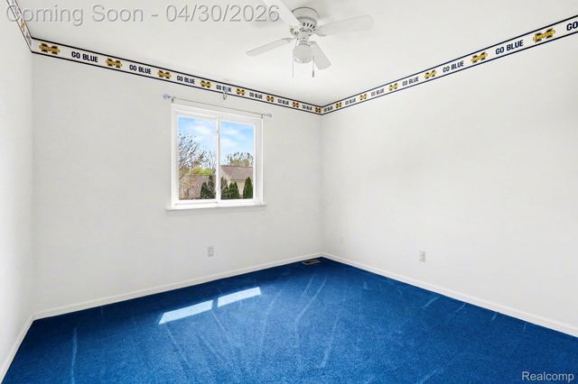 6883 Essex Court, Waterford Charter Township, MI 48327