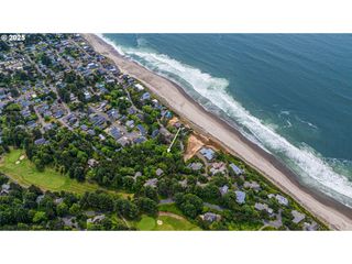 7300 Blk Holiday TL9400 Ave, Gleneden Beach, OR 97388