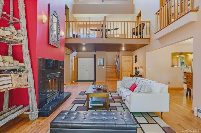 1250 Bruynswick Road, Gardiner, NY 12525