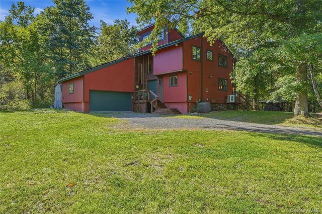 1250 Bruynswick Road, Gardiner, NY 12525