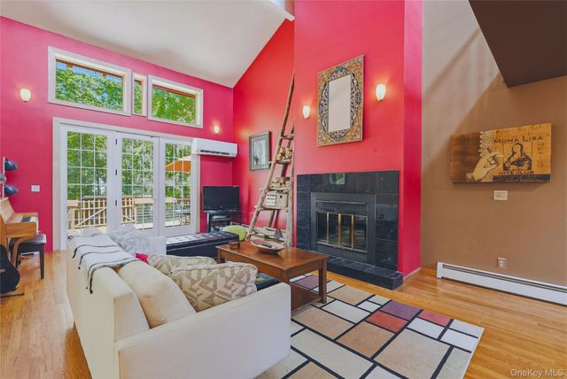 1250 Bruynswick Road, Gardiner, NY 12525