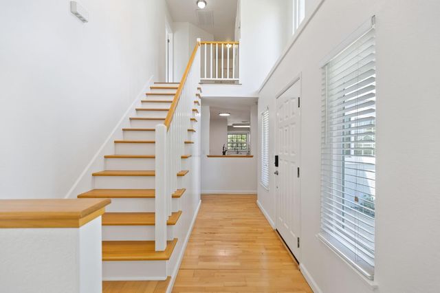 8646 Blue Jay Way, Citrus Heights, CA 95610