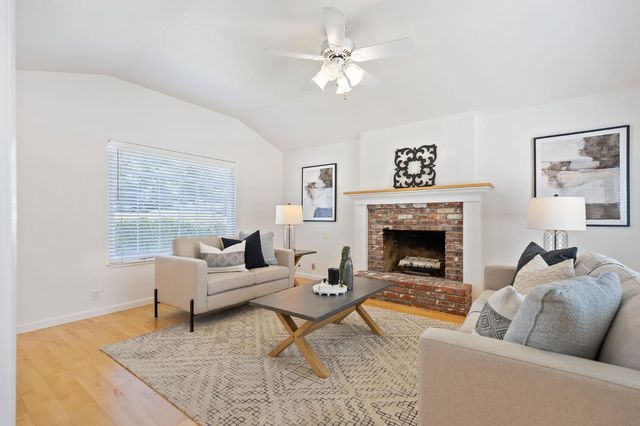 8646 Blue Jay Way, Citrus Heights, CA 95610