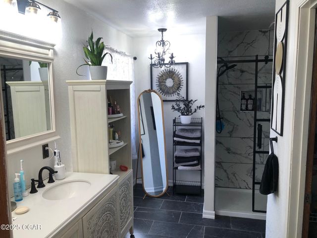 1839 W Elm Drive, Joplin, MO 64801