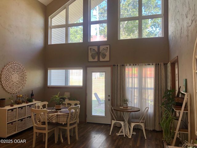 1839 W Elm Drive, Joplin, MO 64801