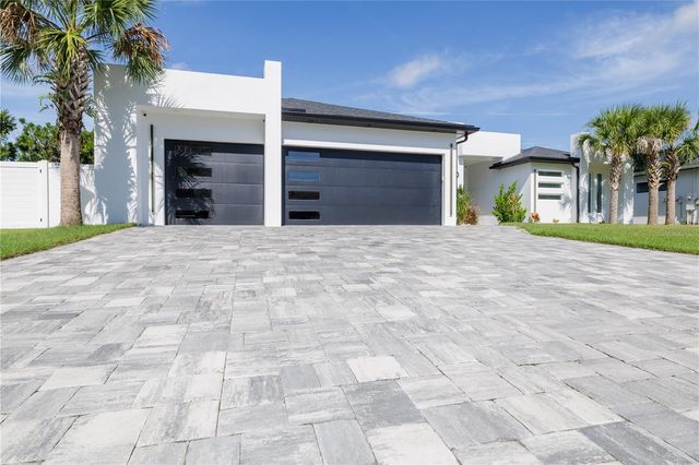 6 ROCKNE LANE, Palm Coast, FL 32164