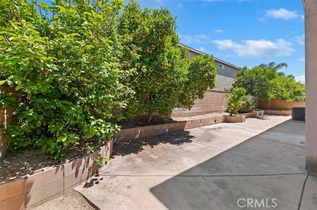 6734 Ruby Canyon, Eastvale, CA 92880