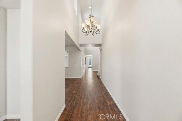 6734 Ruby Canyon, Eastvale, CA 92880