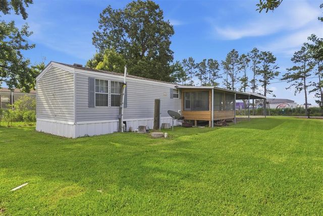 2235 Estelle Drive, Sulphur, LA 70663