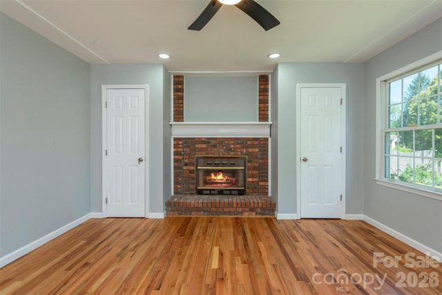 23 Westmont Drive, Asheville, NC 28806