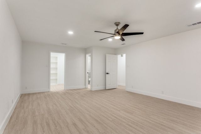 3801 Brookhaven Circle, Fort Worth, TX 76109