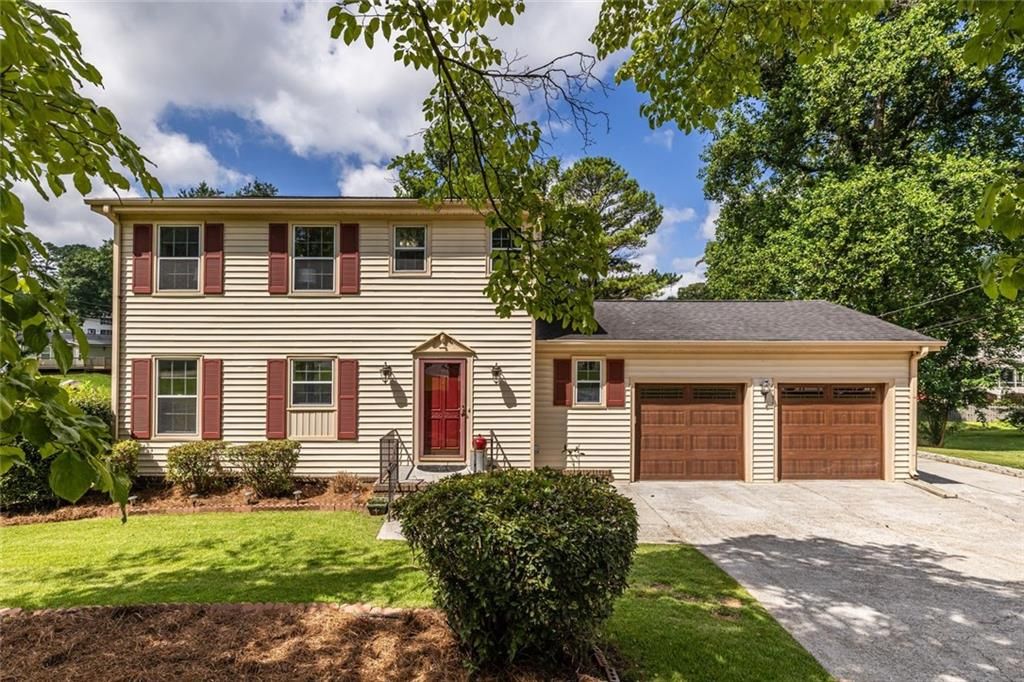 5678 Fern Creek SW Drive, Lilburn, GA 30047
