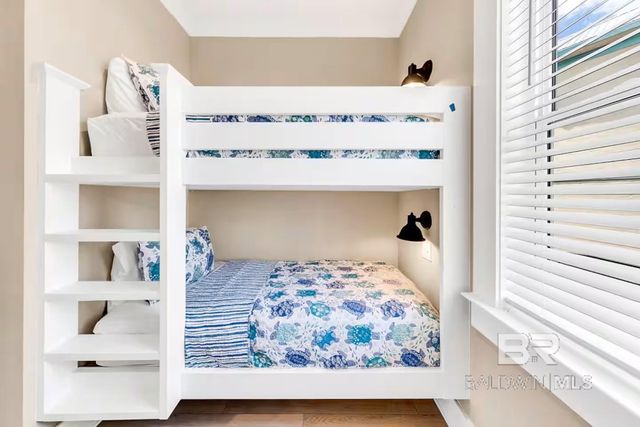 951 W Lagoon Avenue NN, Gulf Shores, AL 36542