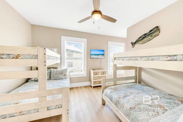 951 W Lagoon Avenue NN, Gulf Shores, AL 36542