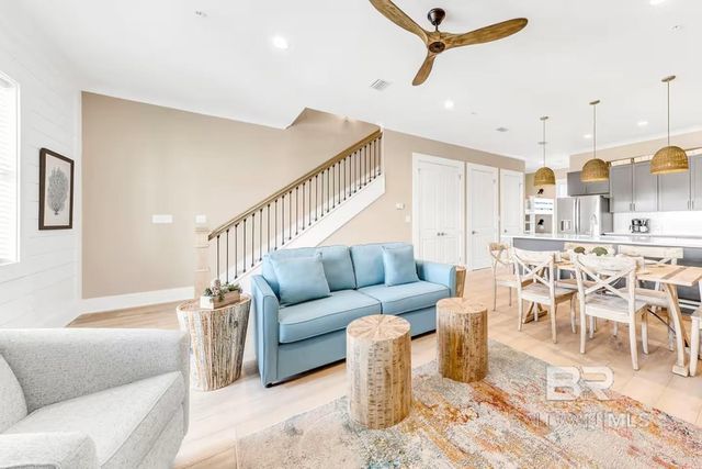 951 W Lagoon Avenue NN, Gulf Shores, AL 36542