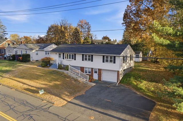 181 Beauchamp Terrace, Chicopee, MA 01020