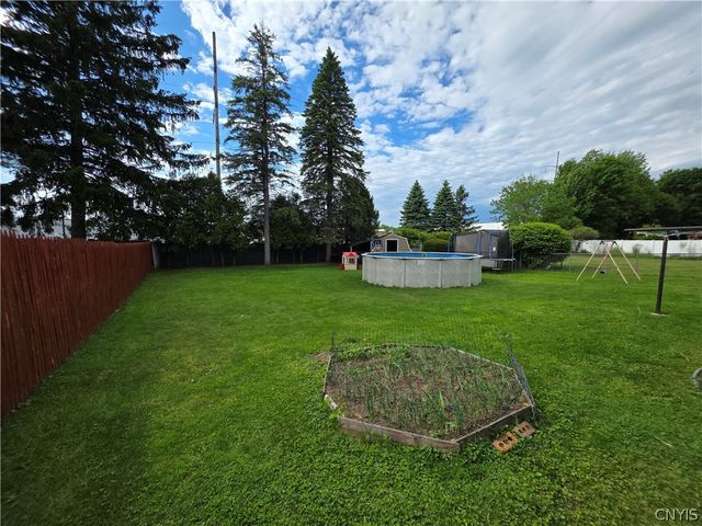 515 Locust Drive, Utica, NY 13502