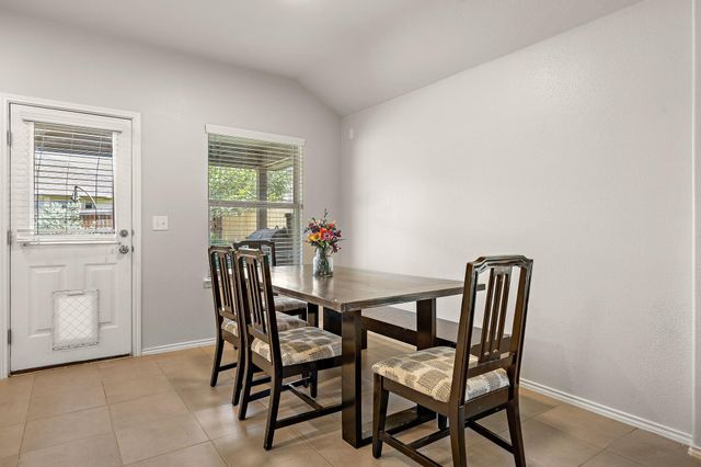 173 Painted Desert LN, Buda, TX 78610