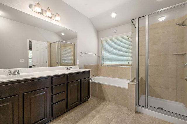 173 Painted Desert LN, Buda, TX 78610
