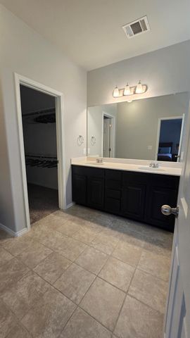 173 Painted Desert LN, Buda, TX 78610