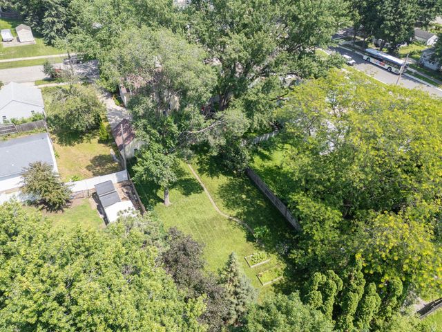 710 10th Street NW, Rochester, MN 55901