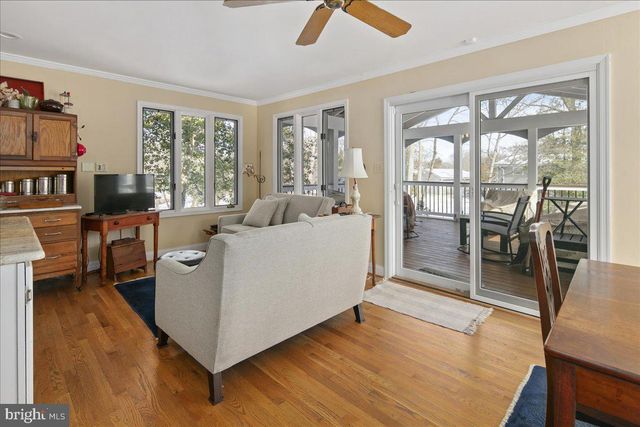 4008 SULGRAVE DR, Alexandria, VA 22309