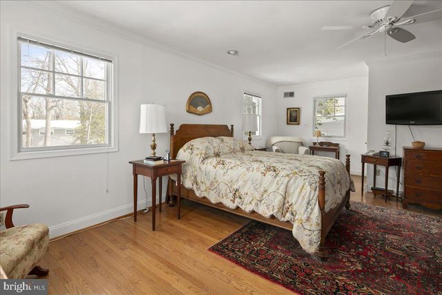 4008 SULGRAVE DR, Alexandria, VA 22309