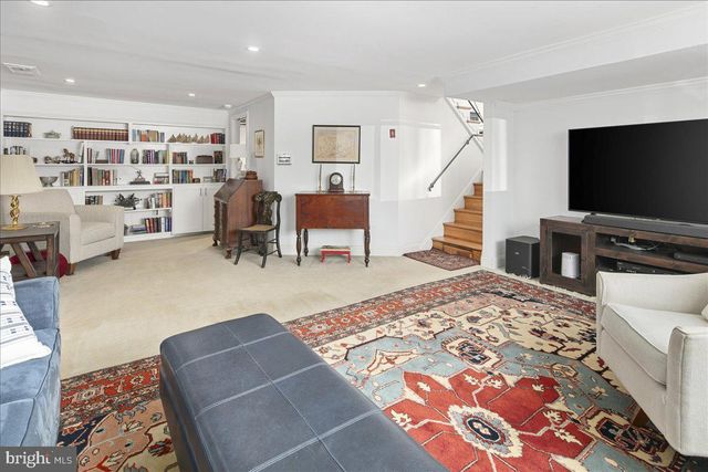 4008 SULGRAVE DR, Alexandria, VA 22309