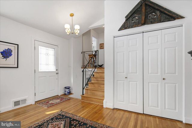 4008 SULGRAVE DR, Alexandria, VA 22309