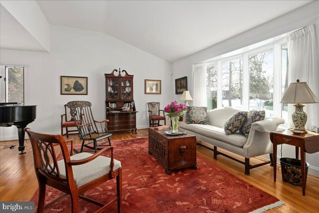 4008 SULGRAVE DR, Alexandria, VA 22309