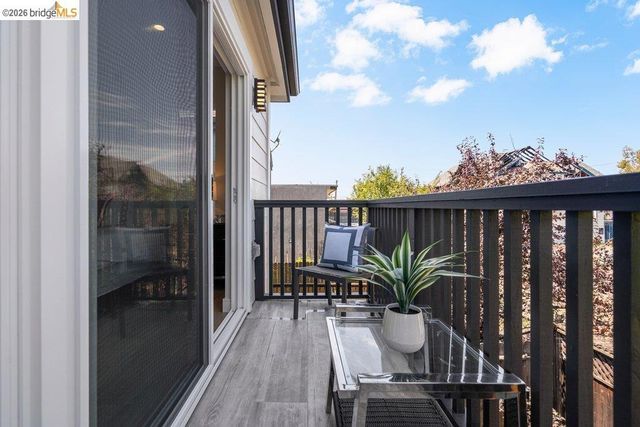 732 26th Street, Oakland, CA 94612